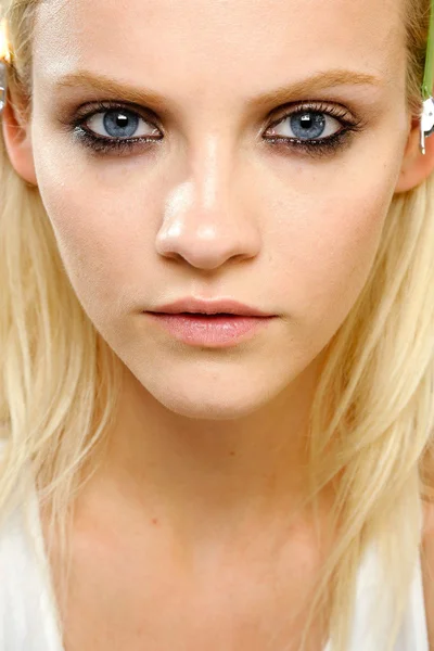 Look 7